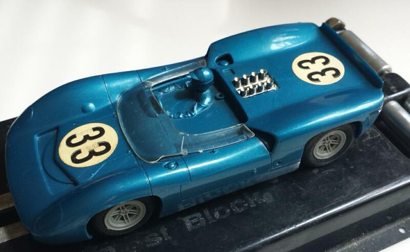 1965 Lola T70 - Non chromed wheels